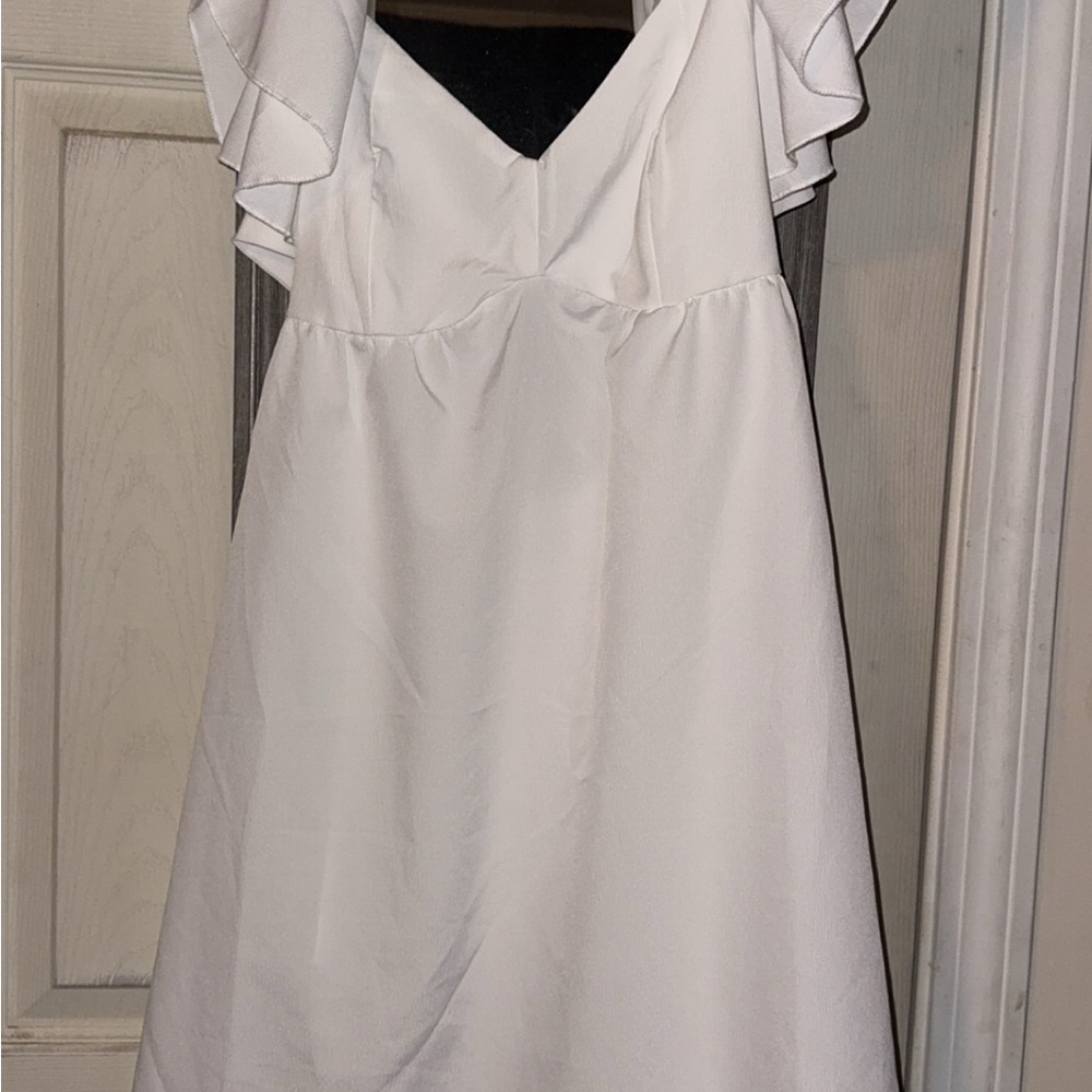 SHEIN White Ruffled Tiered Sundress with V-Neck